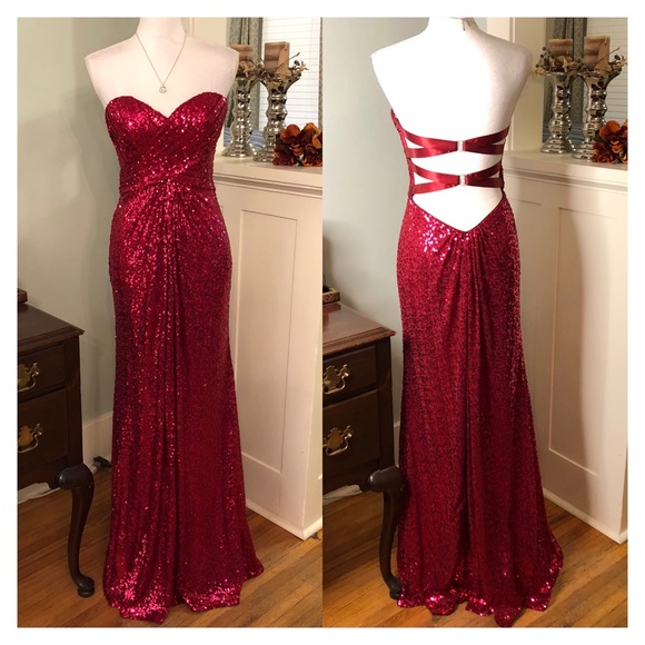 La Femme Prom Dresses Red